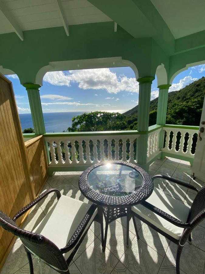 Greenhouse On The Hill, Sea View Studio Apartment Laborie Ngoại thất bức ảnh