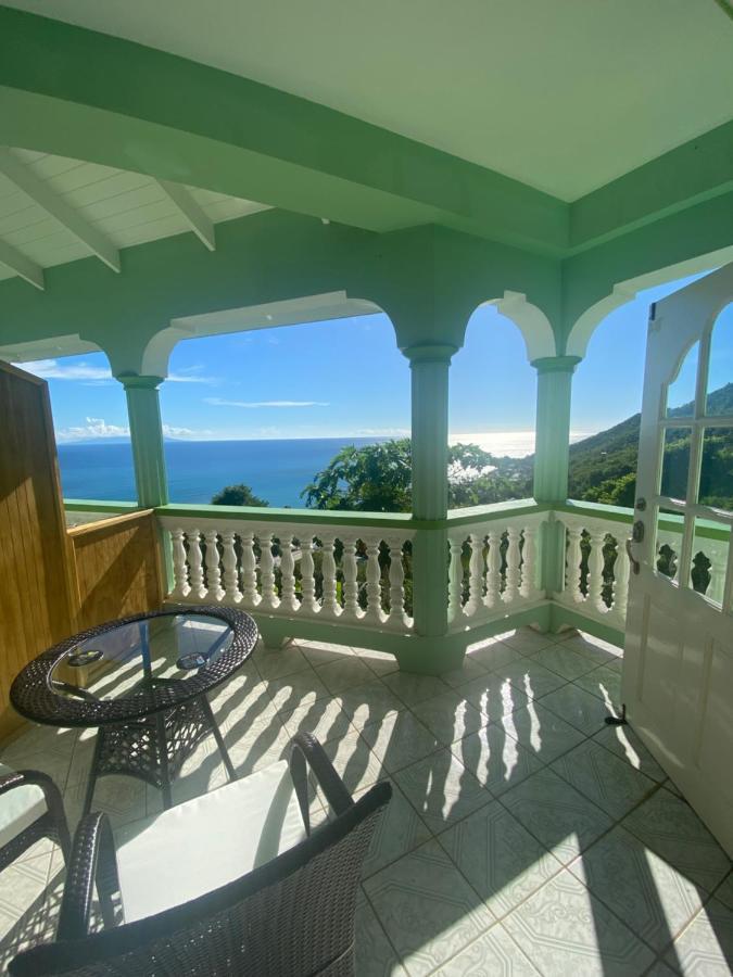 Greenhouse On The Hill, Sea View Studio Apartment Laborie Ngoại thất bức ảnh