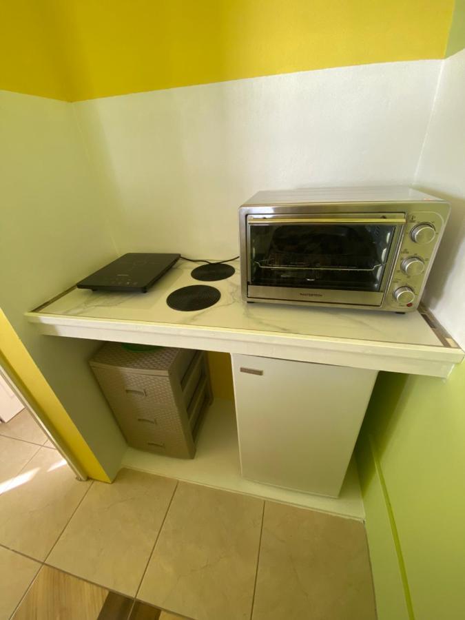 Greenhouse On The Hill, Sea View Studio Apartment Laborie Ngoại thất bức ảnh